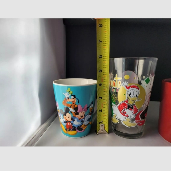 Lot/Bundle of 3 Disney Friends, Mickey, Minnie, Goofy, Donald, Daisy Mug and Cup - Picture 5 of 11